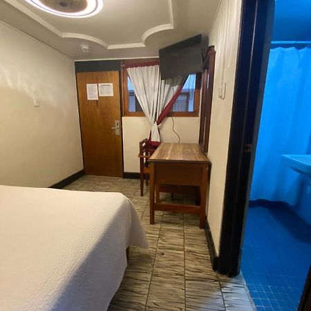 Hotel Flamingos De 古斯曼城 外观 照片